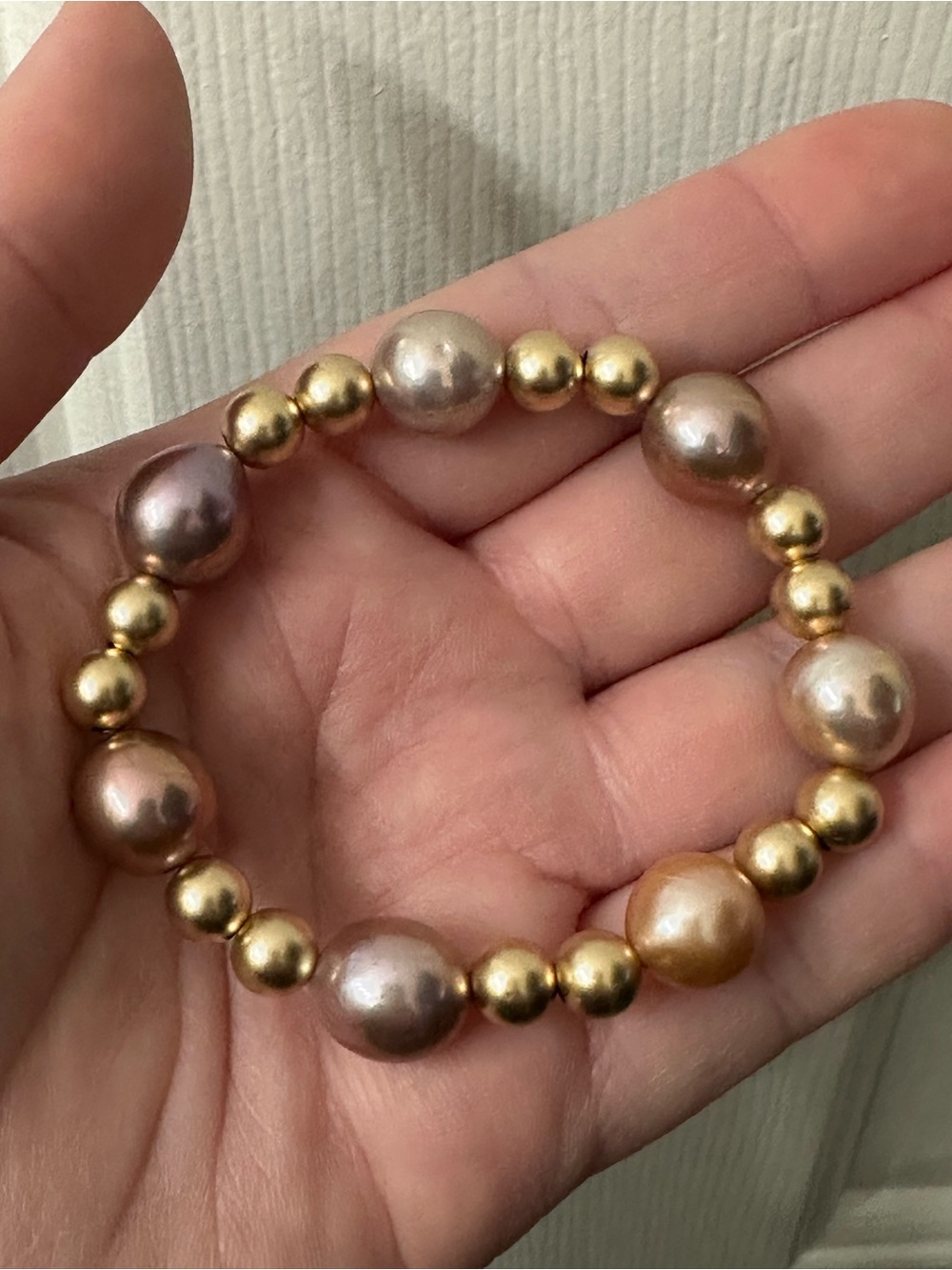 Edison Pearl Bracelet Gold-Filled Beads 7 Pearls Stretchy Handmade Hawaii 6.75”